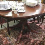 558 8733 DINING TABLE